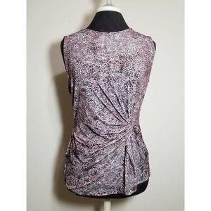 TAHARI NWT Women's Tops Shirt Blouse Sleeveless Size Medium Color Animal…